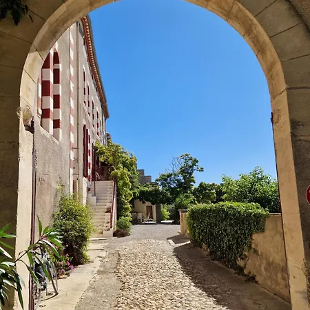 Chateau *