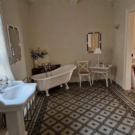 Chateau Ferienhaus *